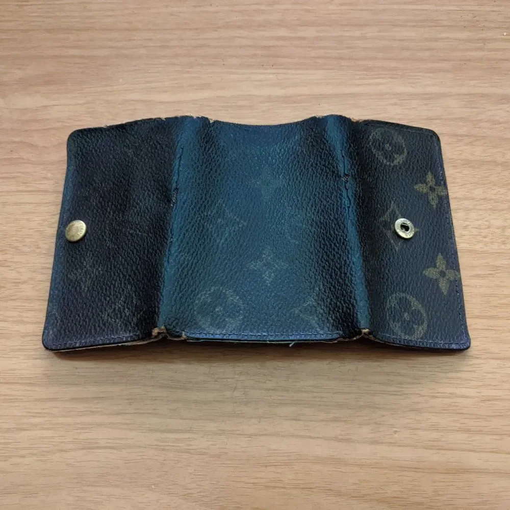 Louis Vuitton Monogram Key Holder/Wallet #1156💥PRICE DROP💥